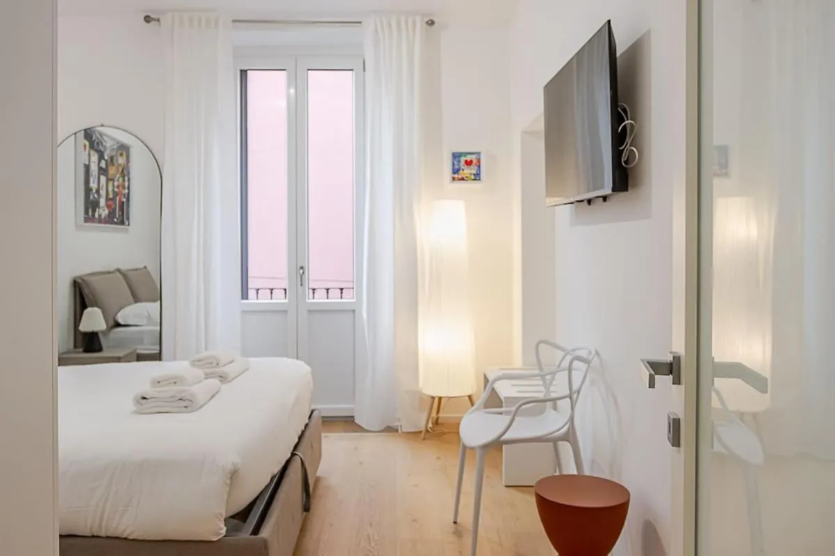 Art-Filled Apartment In Centro Milan Italy